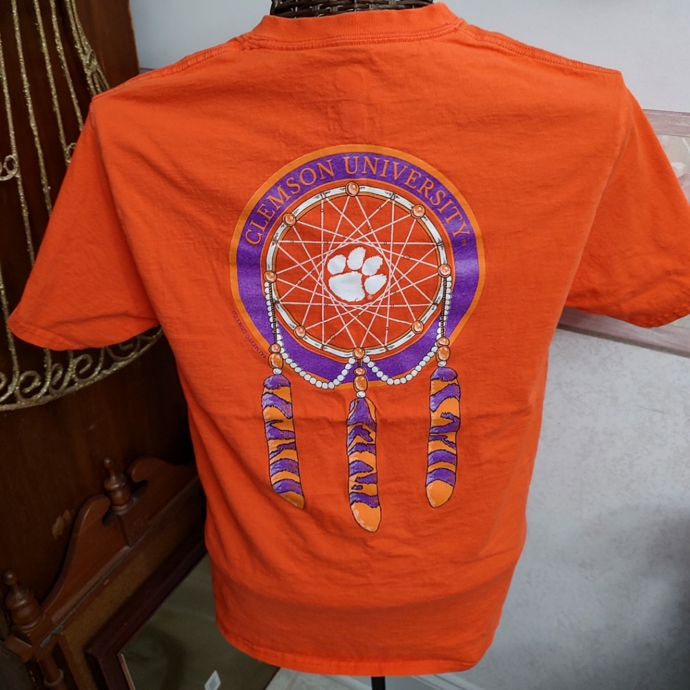 Hanes ClemsonTeam/Paw Crew Neck Tagless Cotton Tubular Woven Tee No Side Seams!